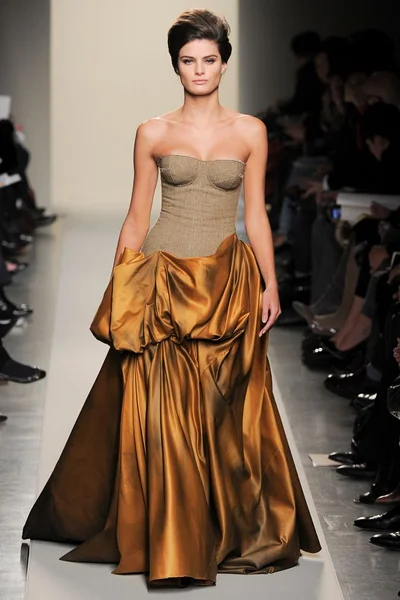 Look 35